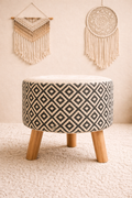 Boho ottoman 3 Leg