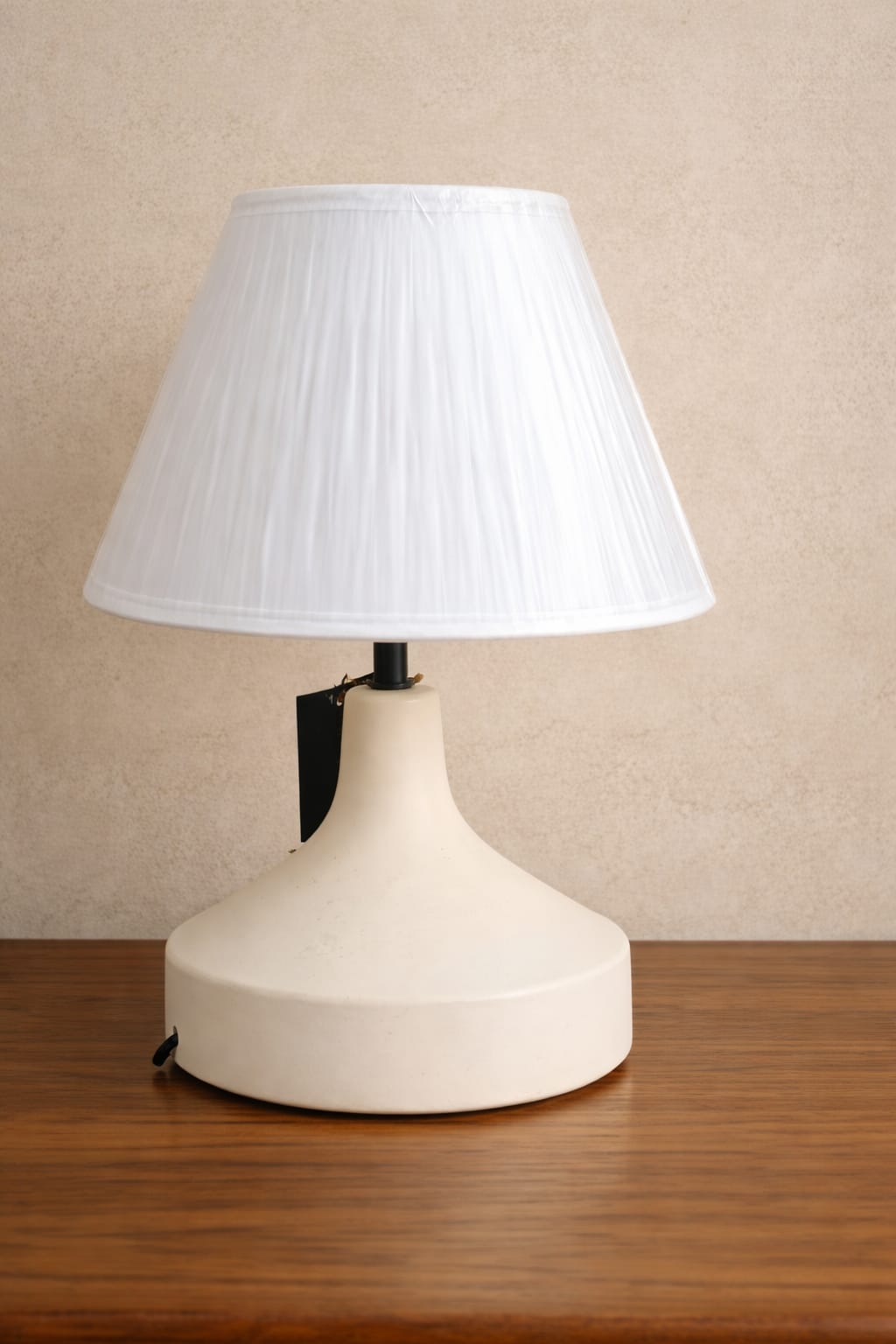 Alabaster Petal Table Lamp