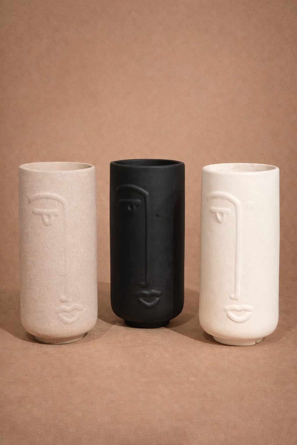 Linea Face Vase