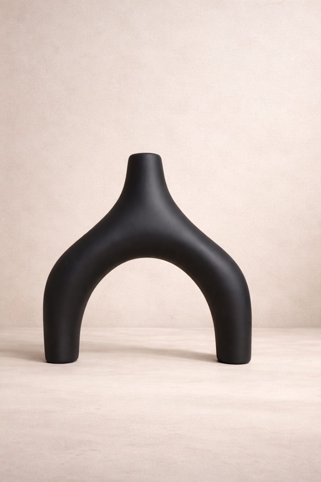 Apex Arch Vase