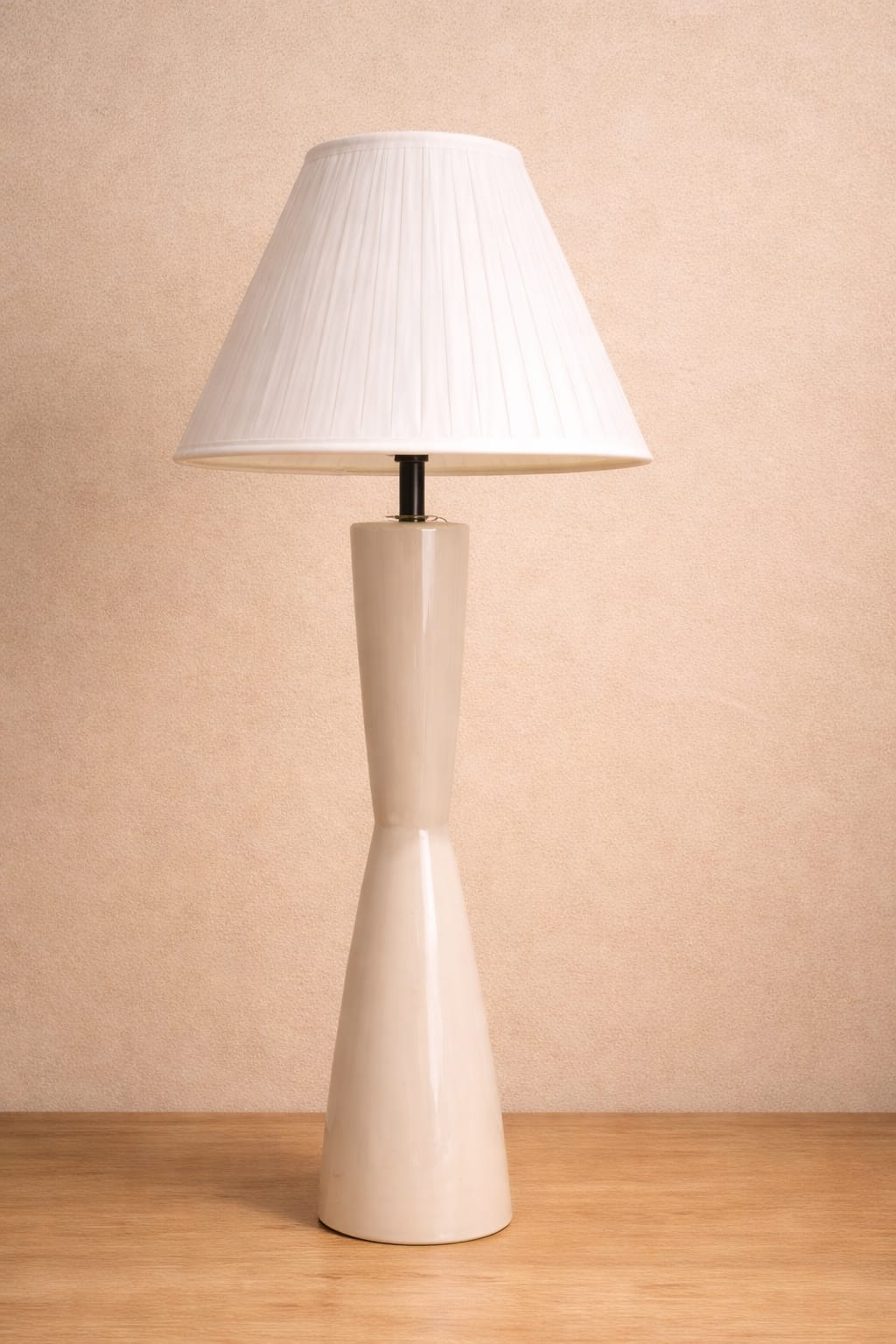 Elara Tall Glow Lamp