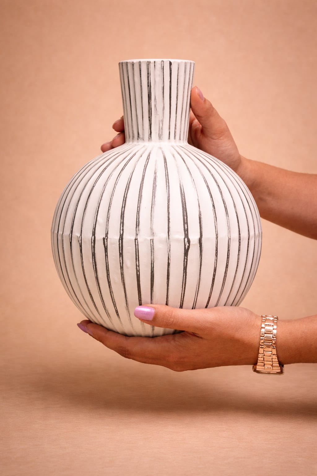 Totem Ripple Vase
